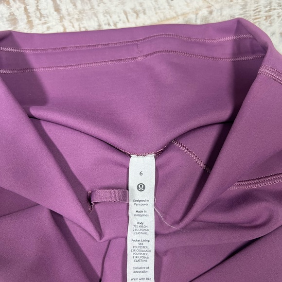 Lululemon leggings plum purple size 6 - Picture 2 of 2